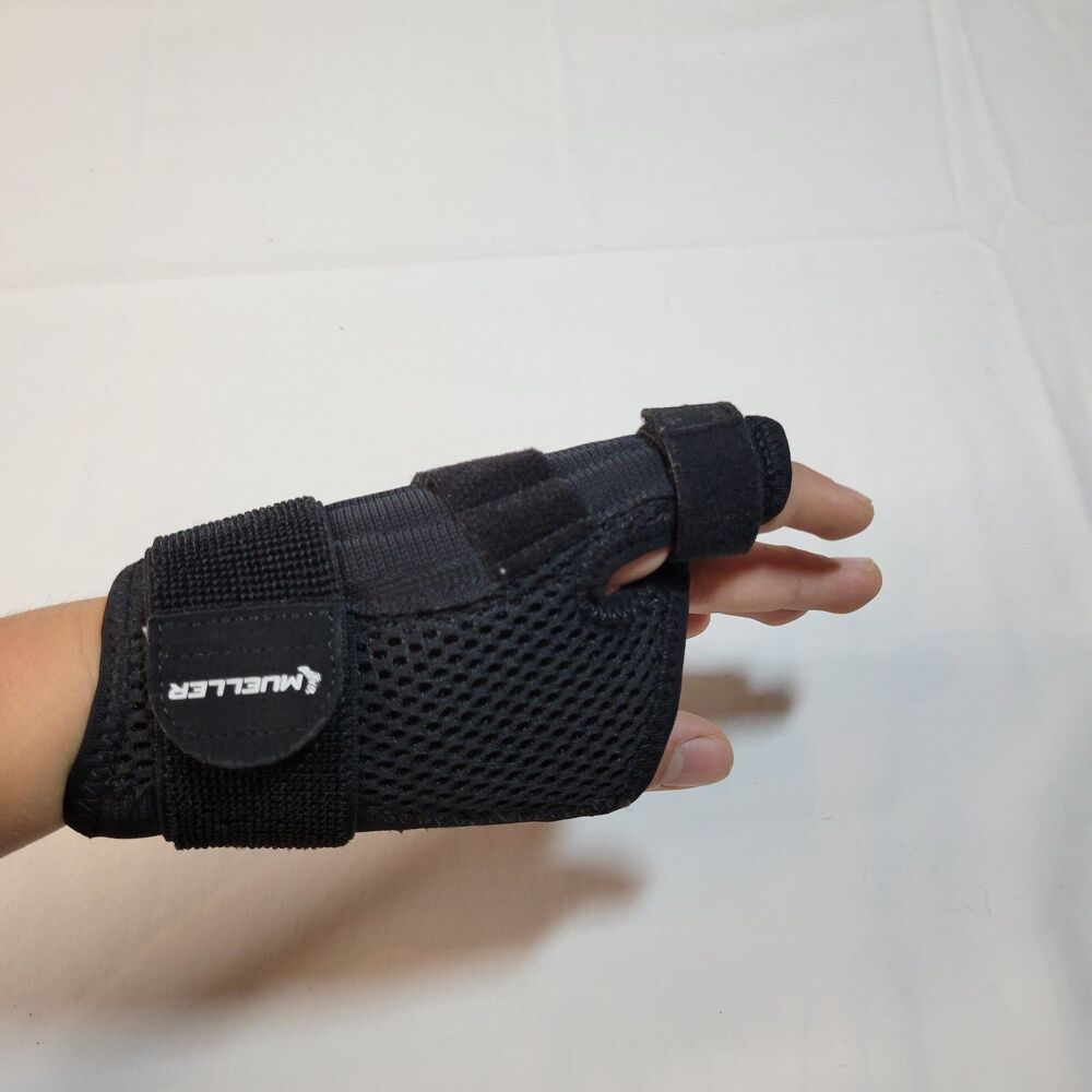 Universal Boxer Fracture Splint Unisex Black Neoprene Metacarpal Brace